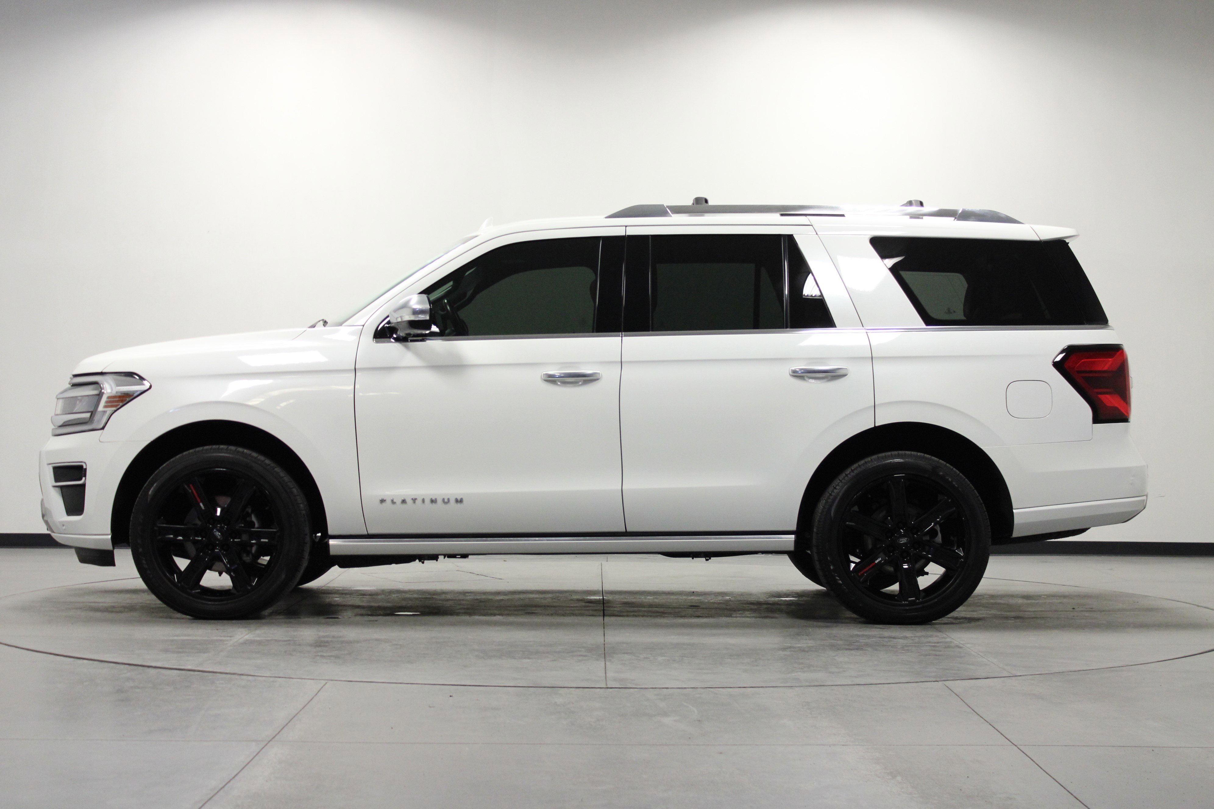 Used 2022 Ford Expedition Platinum image 7
