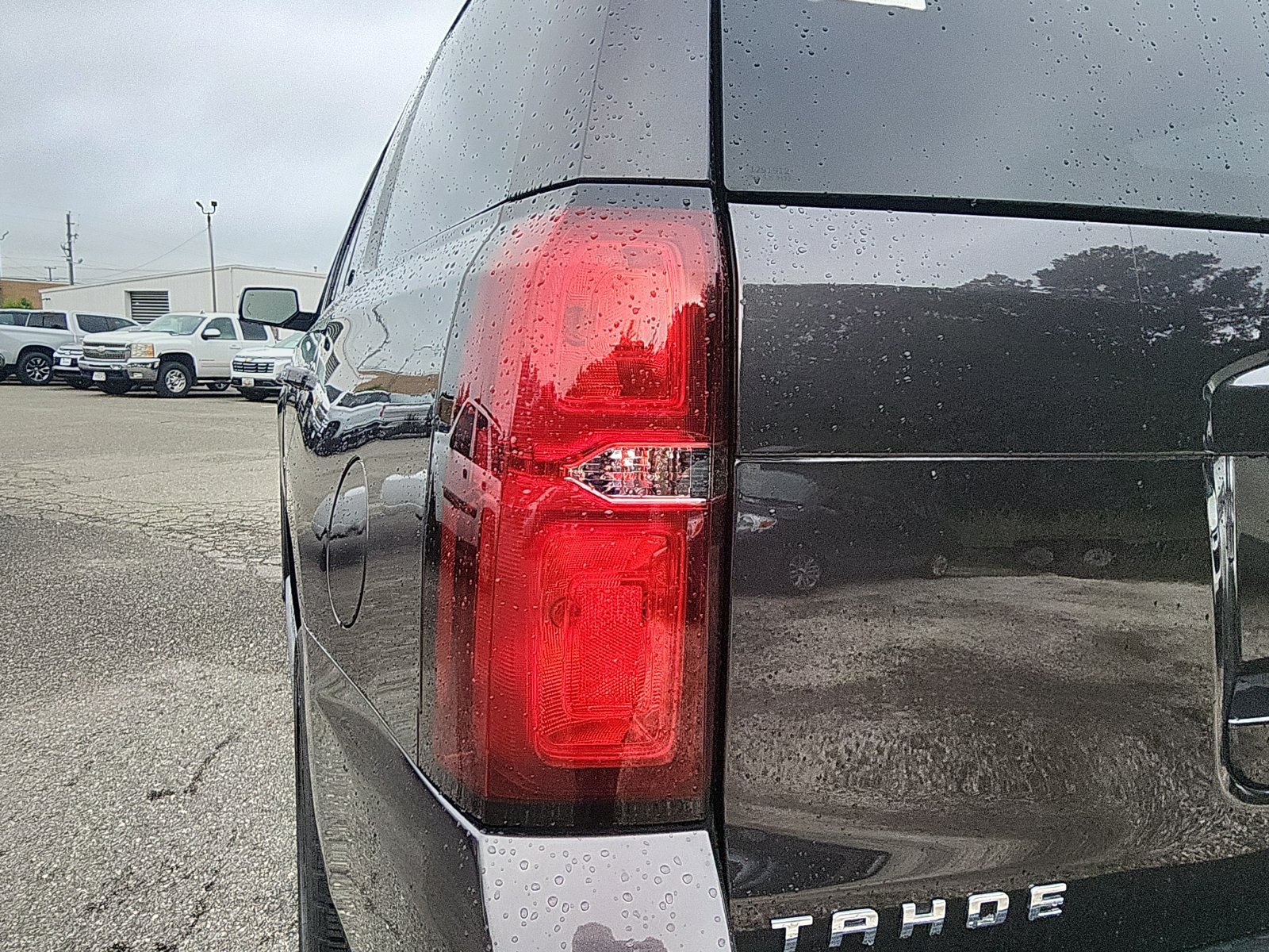 Used 2017 Chevrolet Tahoe LT AWD/4WD image 10