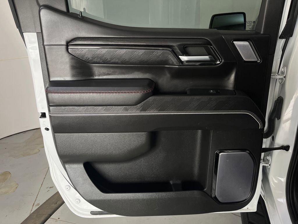 Used 2023 GMC Sierra 1500 AT4X AWD/4WD image 26