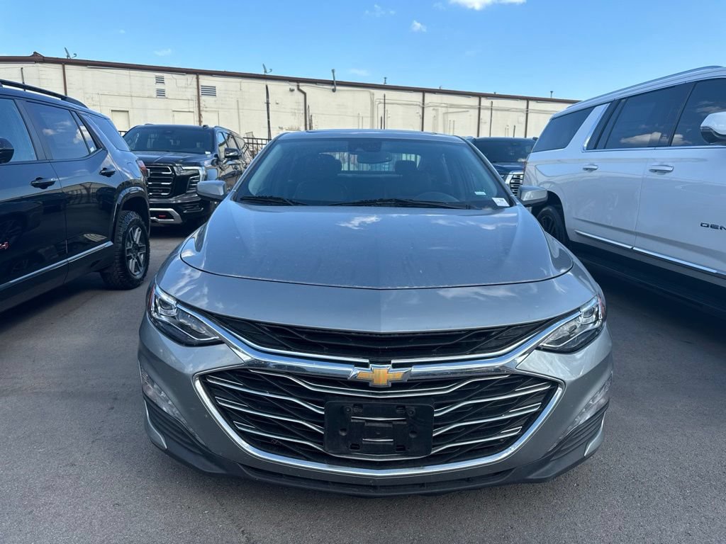 Used 2024 Chevrolet Malibu LT FWD image 3
