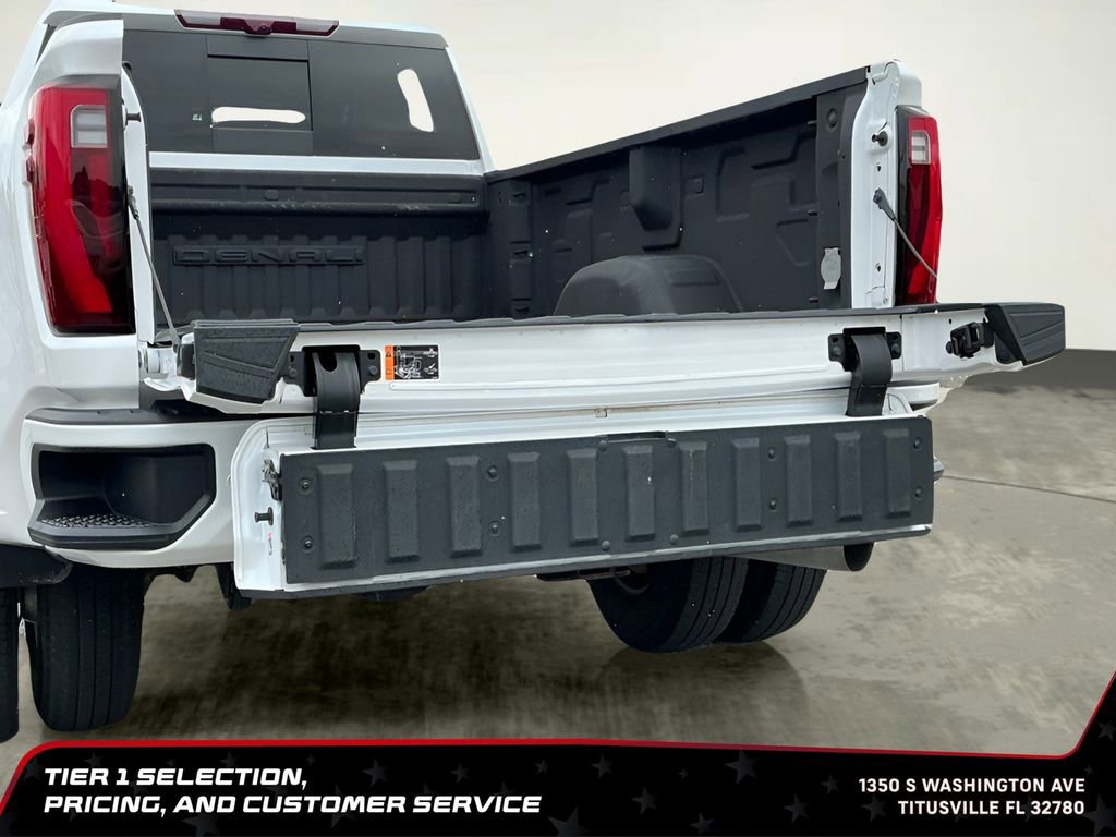 Used 2024 GMC Sierra 3500 Denali Ultimate AWD/4WD image 15