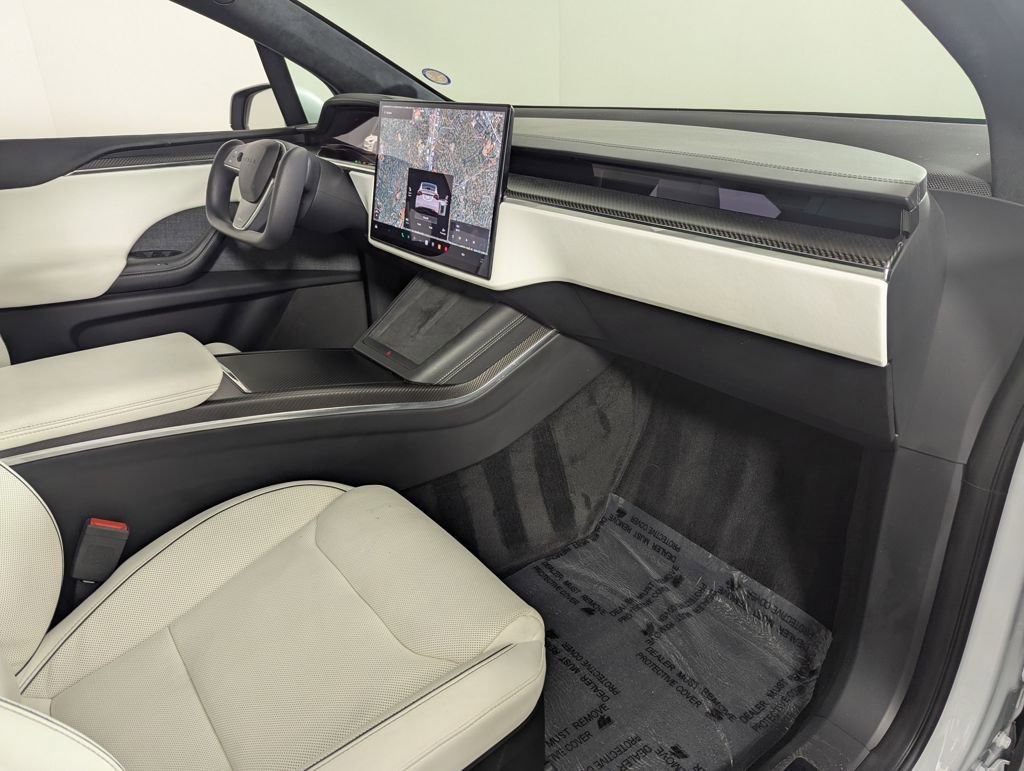 Used 2022 Tesla Model X Plaid image 36