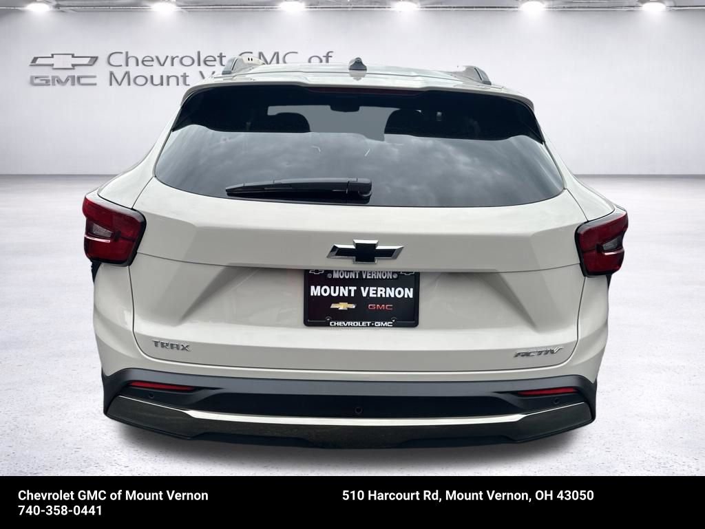 New 2026 Chevrolet Trax ACTIV w/ Driver Confidence Package FWD image 3