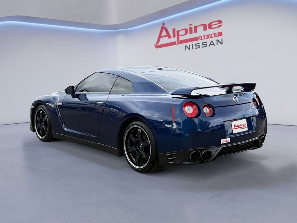 Used 2012 Nissan GT-R Black Edition image 3