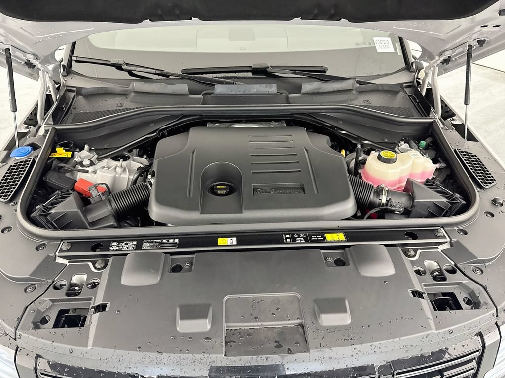 New 2027 Land Rover Range Rover Sport Dynamic SE AWD/4WD image 31