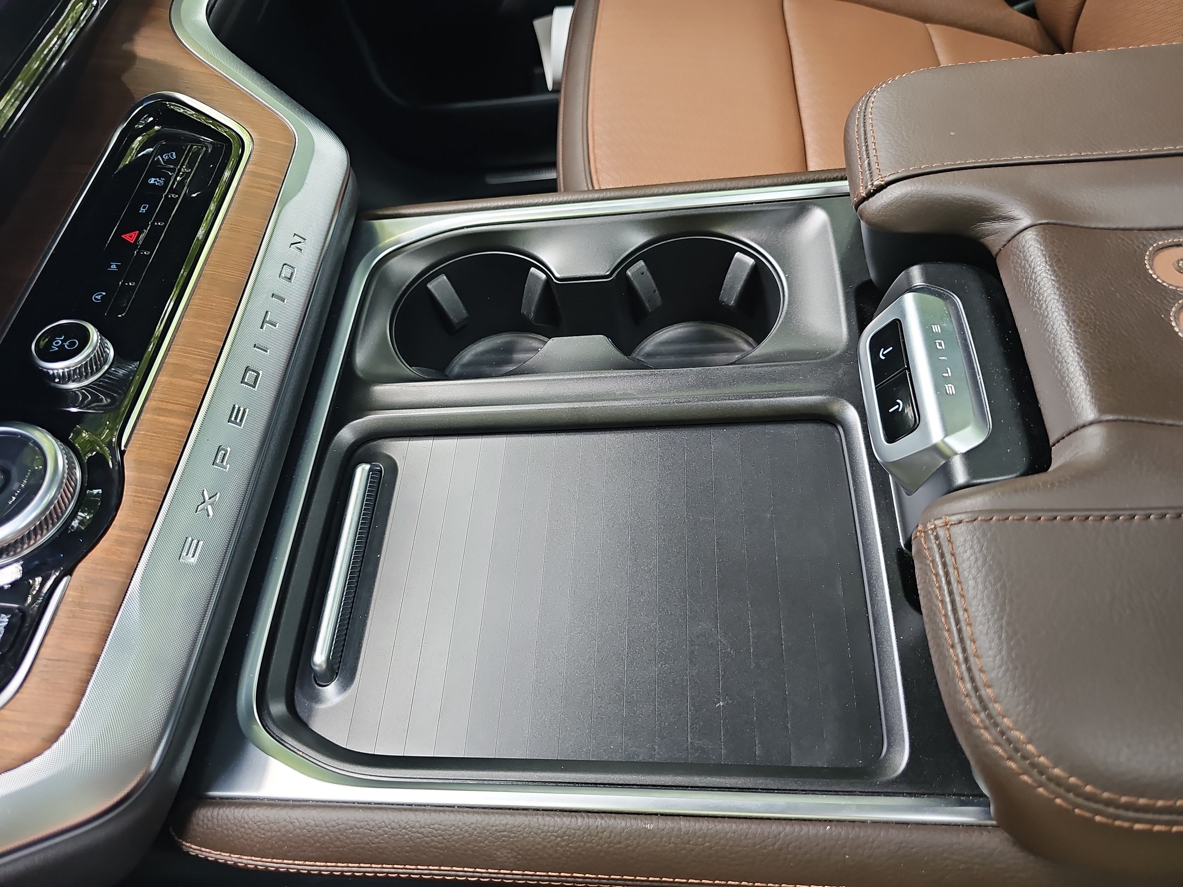 Used 2025 Ford Expedition King Ranch AWD/4WD image 42