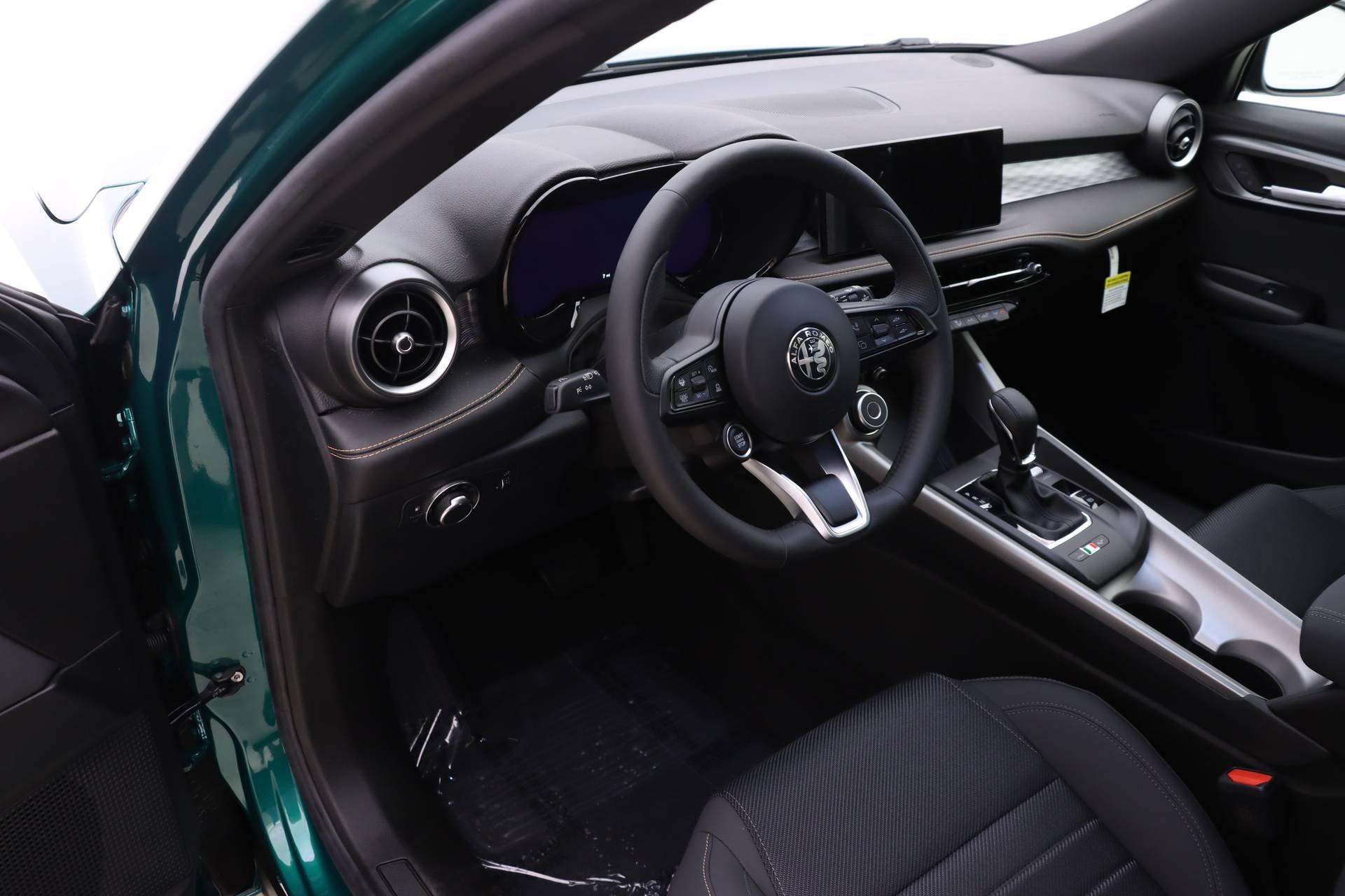 New 2024 Alfa Romeo Tonale Ti w/ Active Assist Package image 6