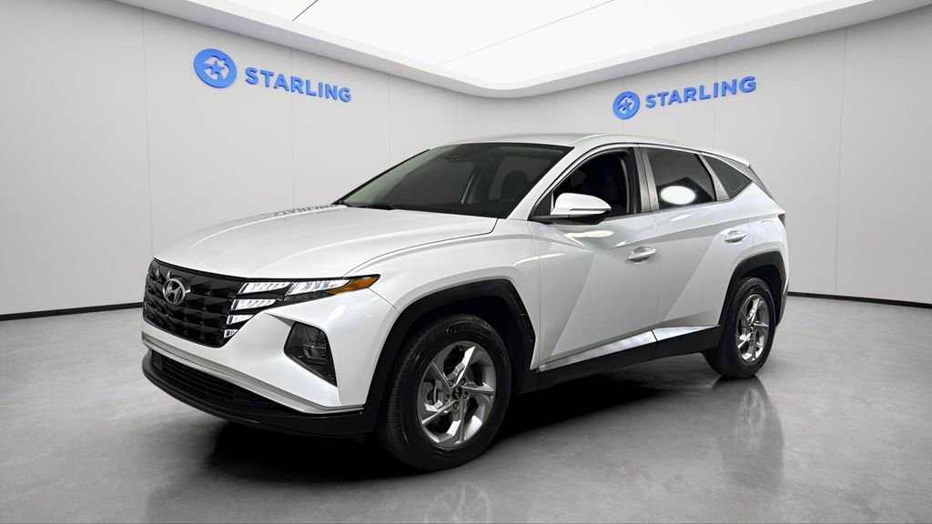 Used 2022 Hyundai Tucson SE image 2