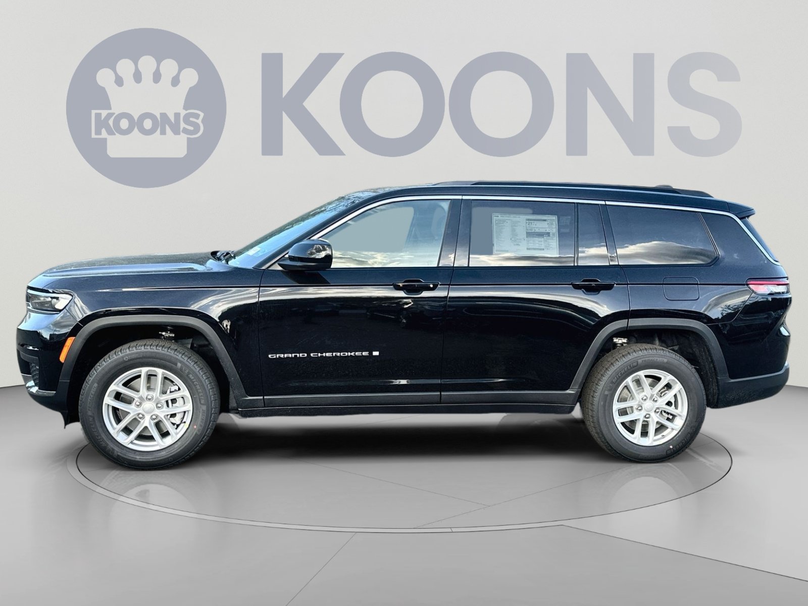 New 2025 Jeep Grand Cherokee L Laredo w/ Luxury Tech Group I AWD/4WD image 2