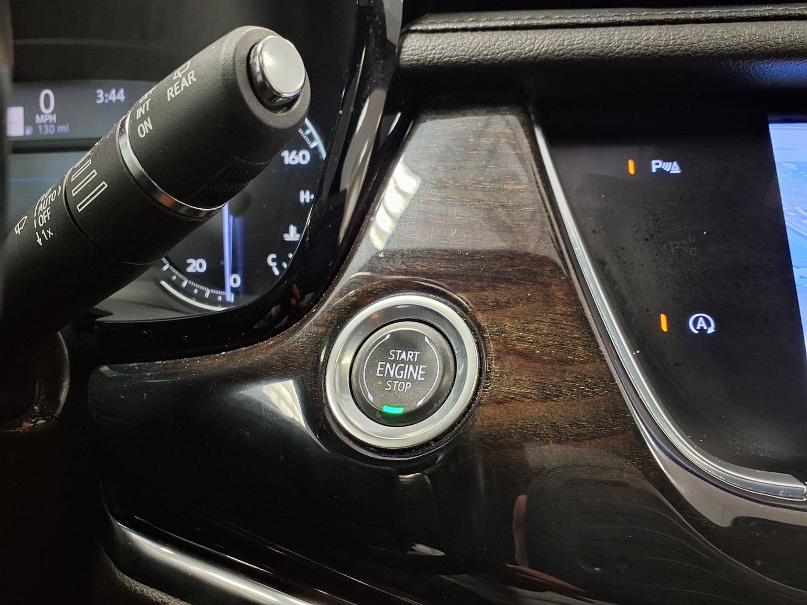 Used 2020 Cadillac XT6 Premium Luxury FWD image 26