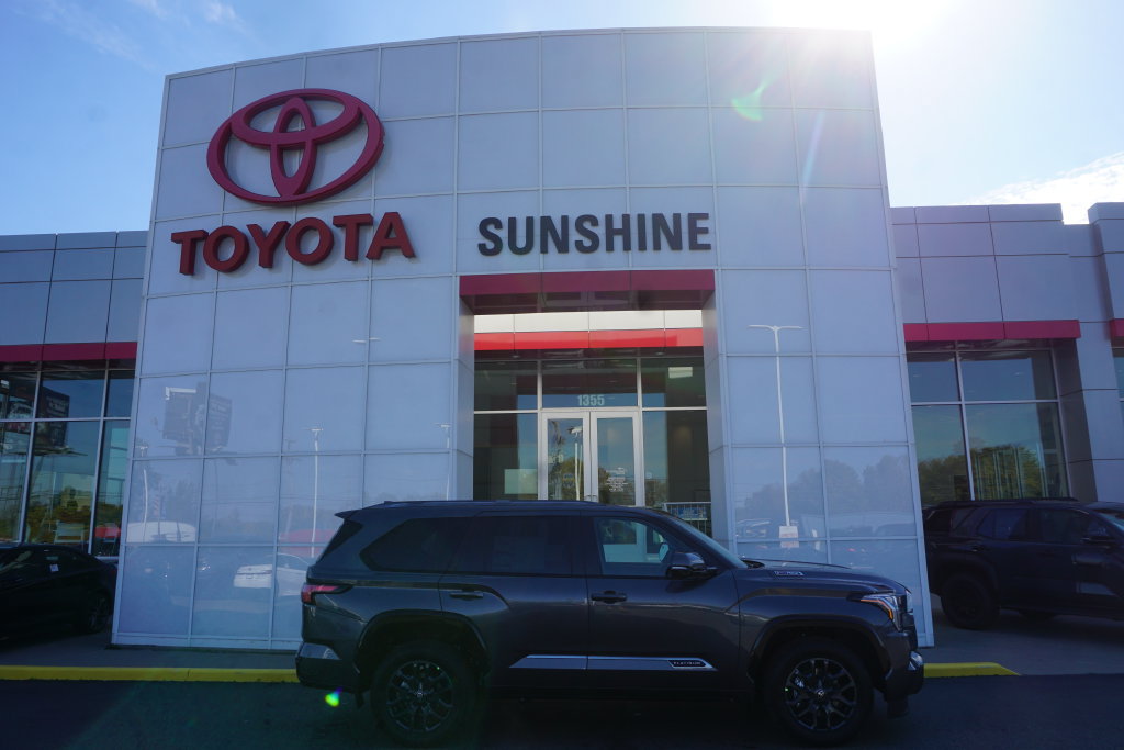 New 2026 Toyota Sequoia Platinum AWD/4WD image 1