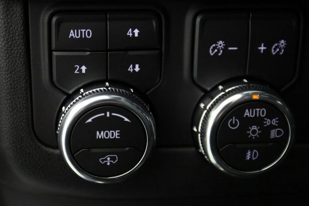 Used 2026 GMC Yukon XL AT4 Ultimate w/ LPO, Floor Liner Package image 28