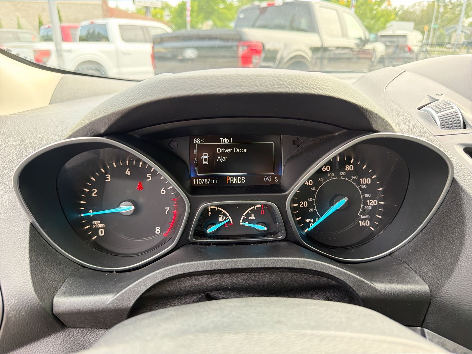 Used 2017 Ford Escape SE w/ Equipment Group 201A FWD image 34