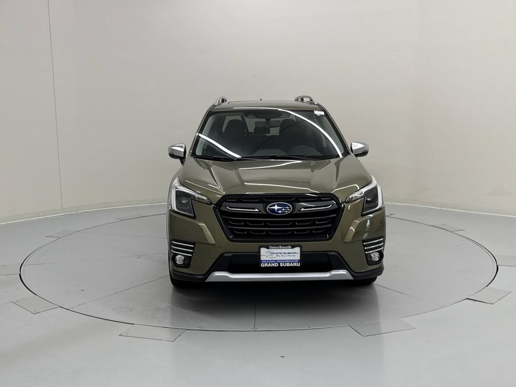 Used 2024 Subaru Forester Touring AWD/4WD image 8