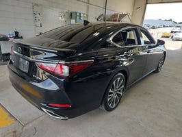 Used 2021 Lexus ES 350 w/ Premium Package FWD image 4
