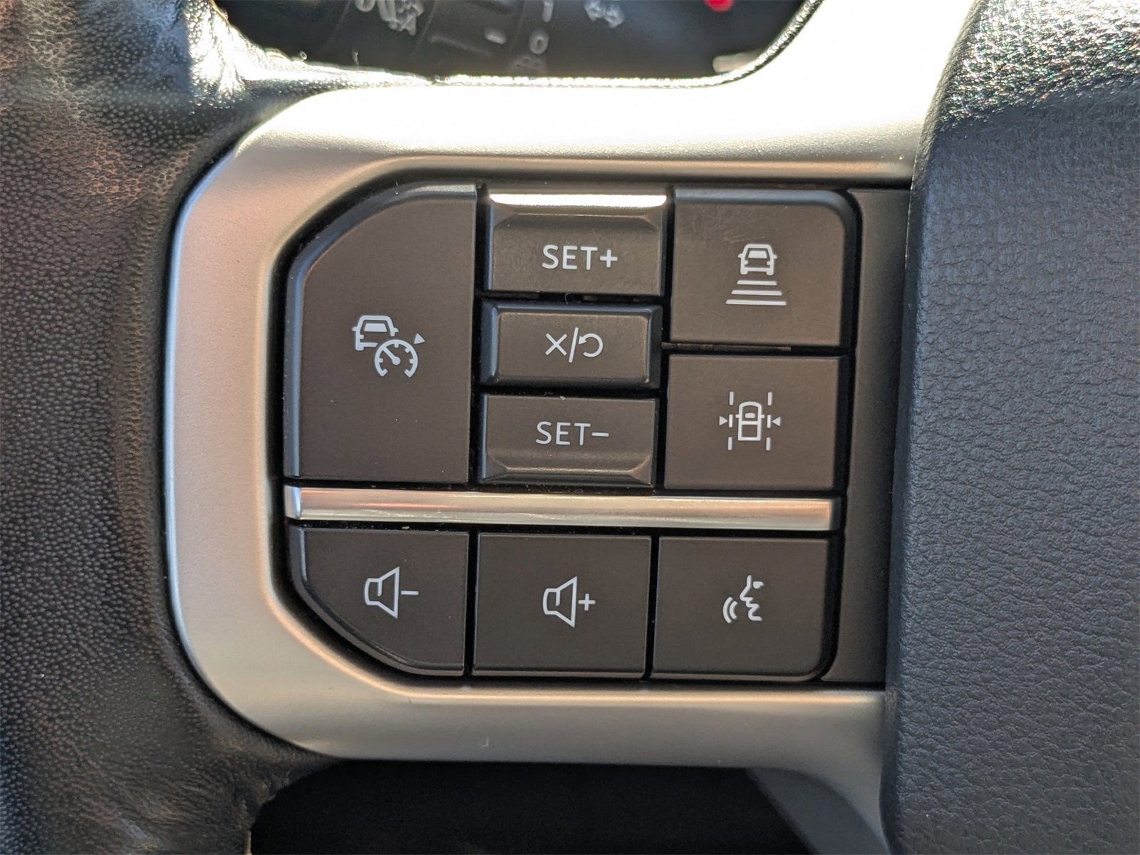 Used 2024 Ford Expedition Max Limited image 28