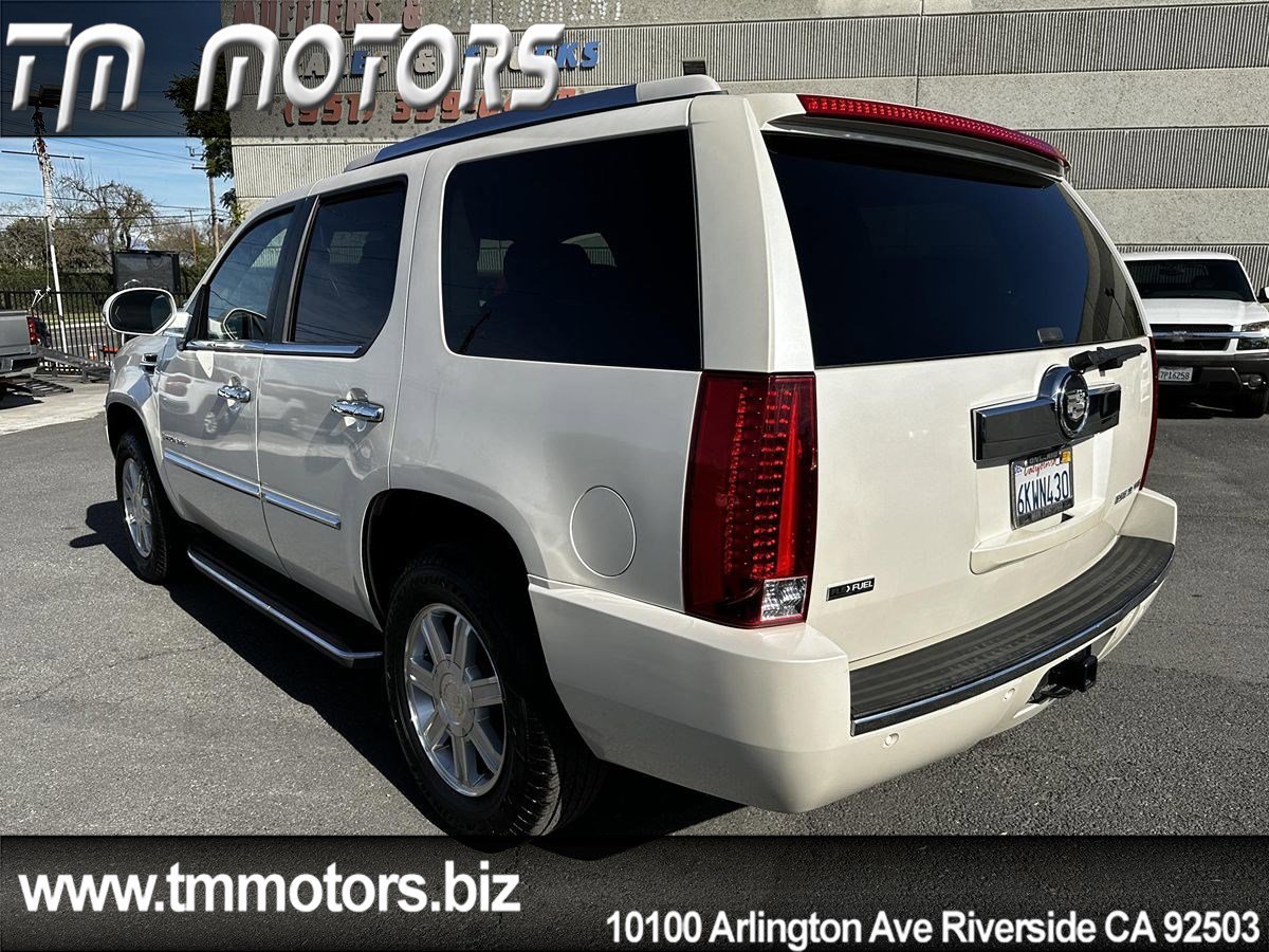 Used 2009 Cadillac Escalade 2WD image 4