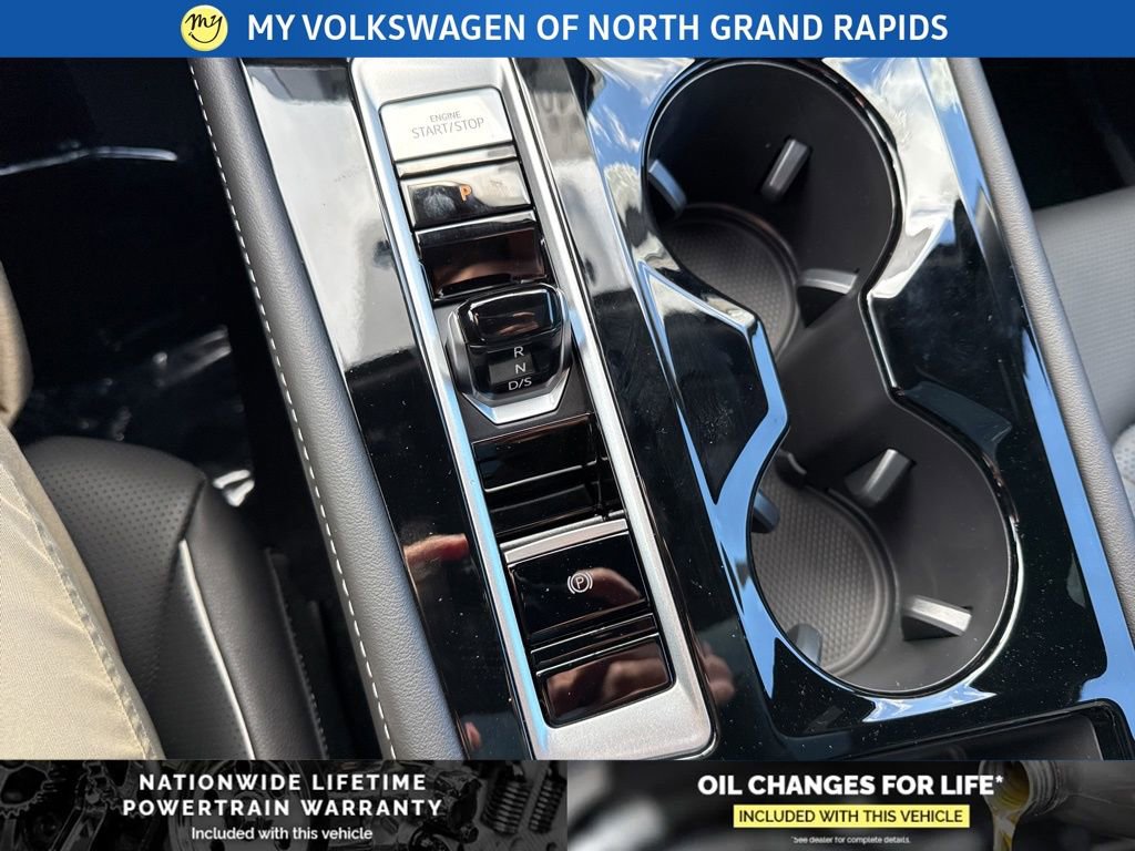 New 2026 Volkswagen Atlas Cross Sport SEL Premium R-Line image 16