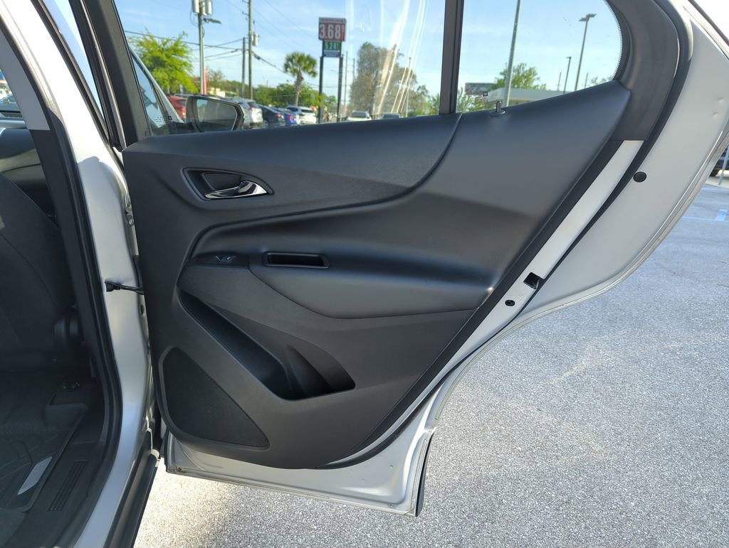 Used 2018 Chevrolet Equinox LT FWD image 31