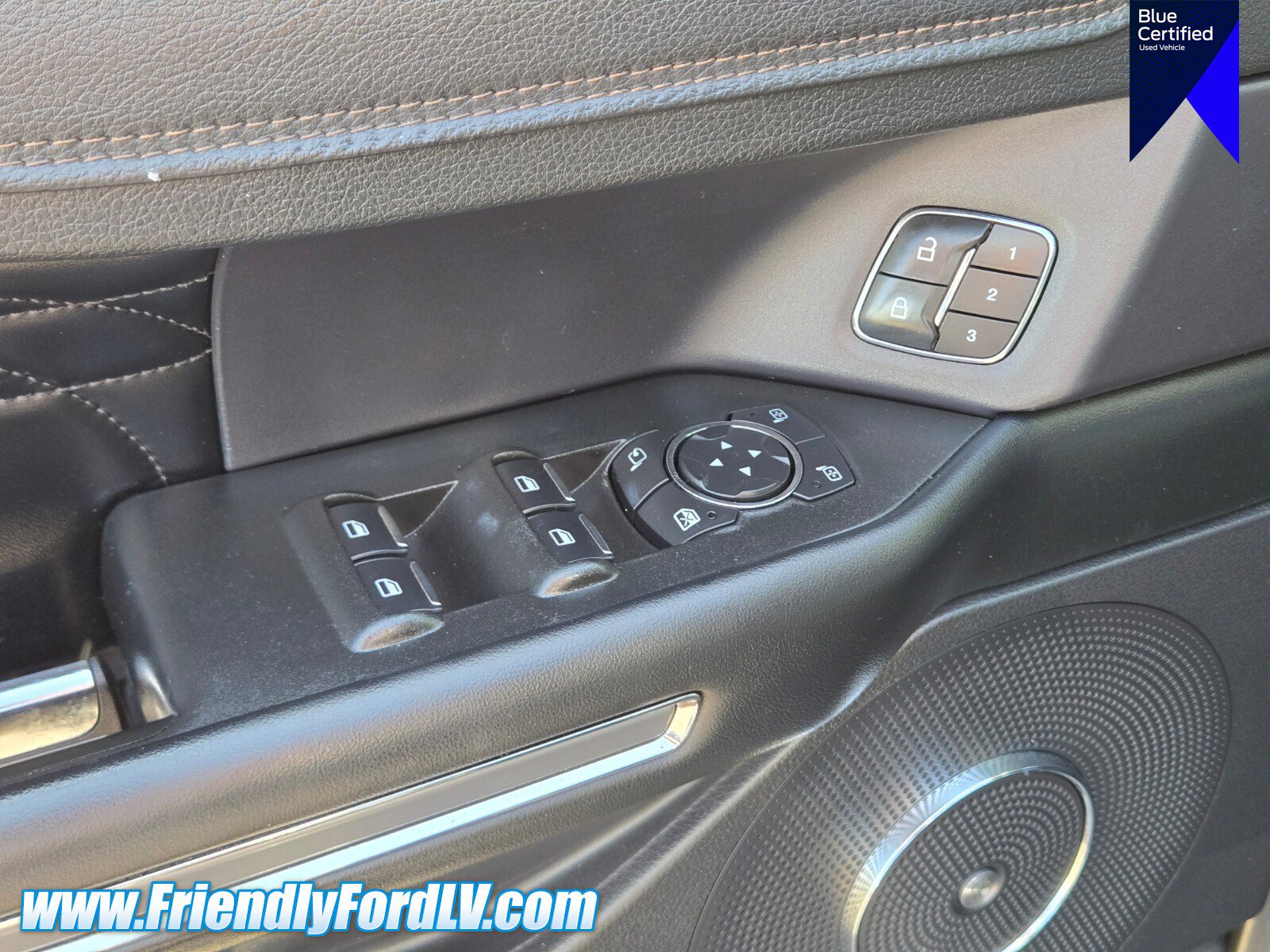 Certified 2019 Ford Expedition Platinum RWD image 18