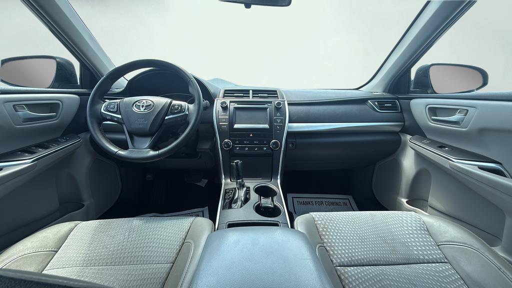 Used 2015 Toyota Camry SE FWD image 23