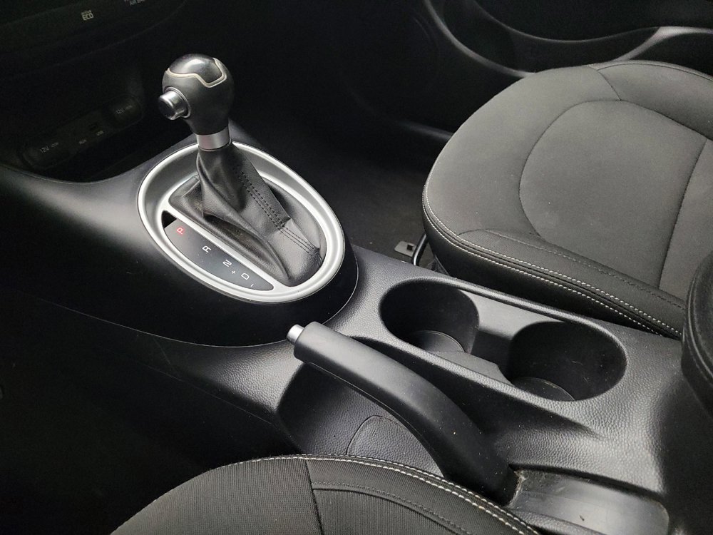 Used 2014 Kia Soul FWD image 26