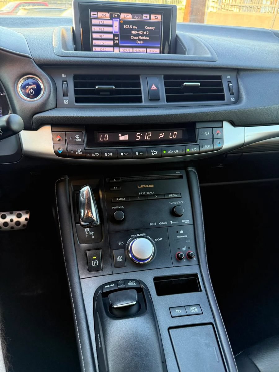 Used 2013 Lexus CT 200h w/ F Sport Pkg w/Nuluxe Trim FWD image 14