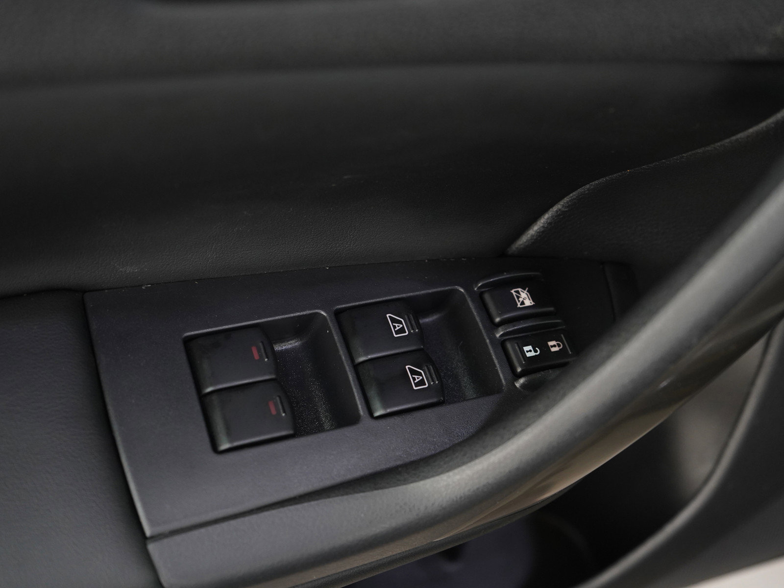 Used 2014 Nissan Maxima 3.5 SV w/ Sport Package FWD image 18