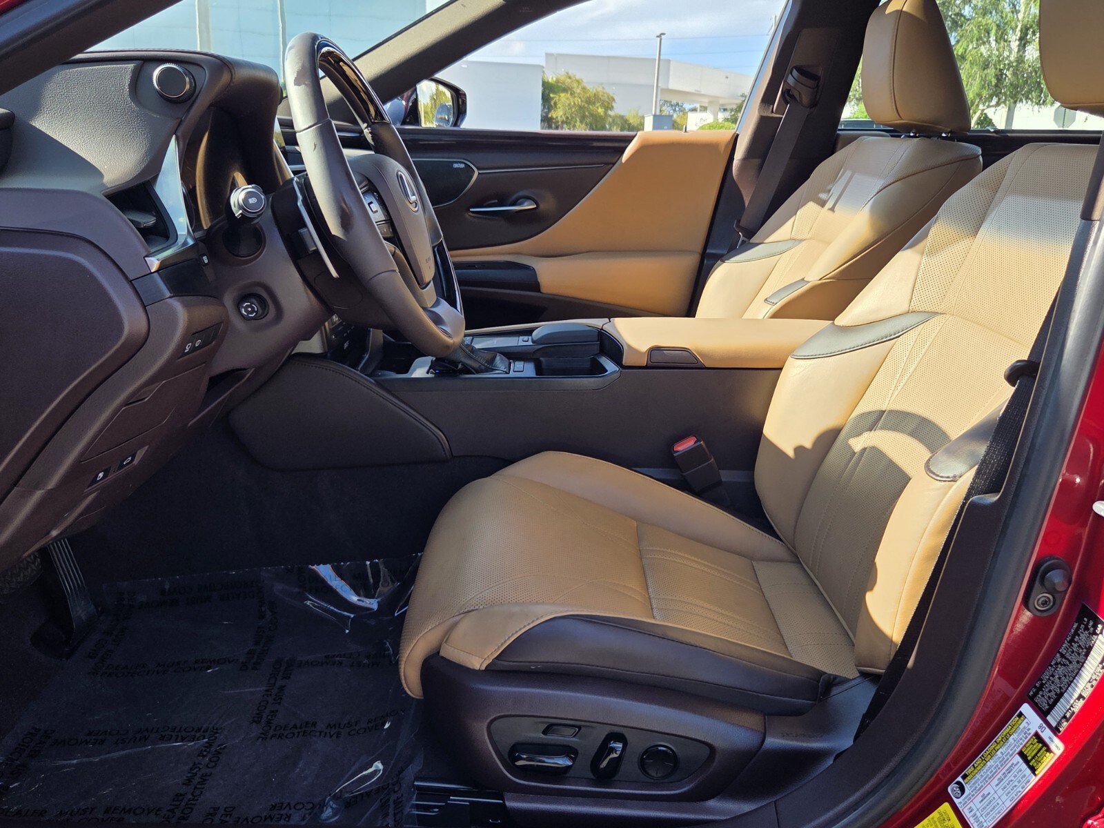 Used 2021 Lexus ES 350 Ultra Luxury w/ Accessory Package 2 FWD image 10