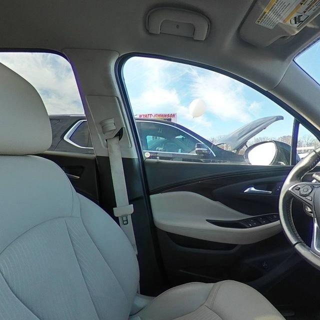 Used 2020 Buick Envision Preferred FWD image 27