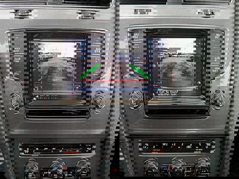 Used 2015 Volkswagen e-Golf Limited Edition image 22