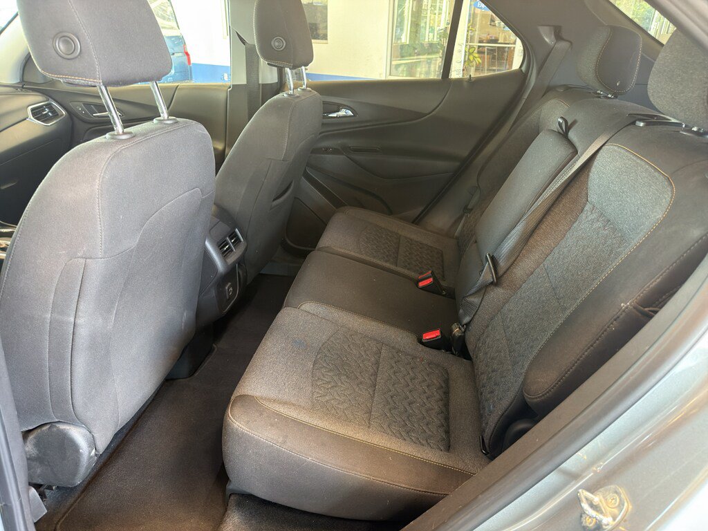 Used 2023 Chevrolet Equinox LT w/ Driver Convenience Package AWD/4WD image 12