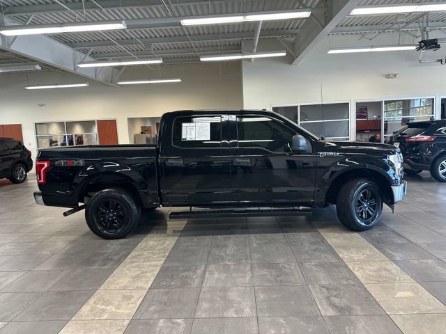 Used 2017 Ford F150 XLT AWD/4WD image 11
