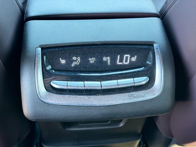 Used 2024 Cadillac XT6 Premium Luxury w/ Technology Package image 21