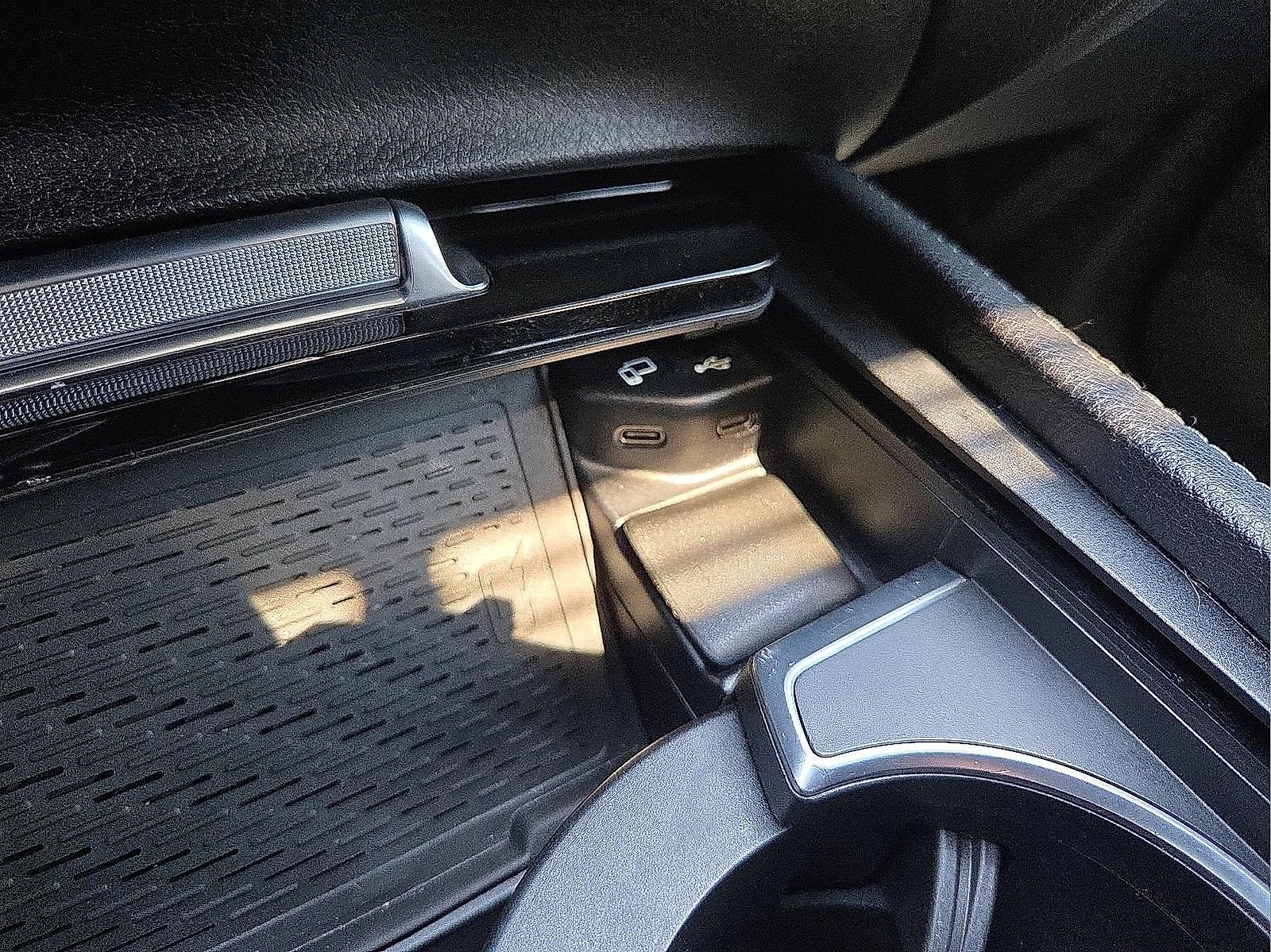 Used 2021 Mercedes-Benz GLE 350 4MATIC image 23