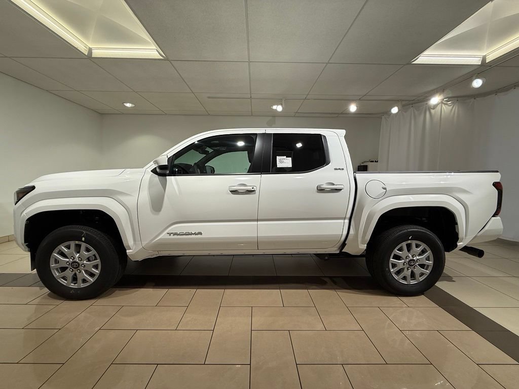 New 2026 Toyota Tacoma SR5 AWD/4WD image 2