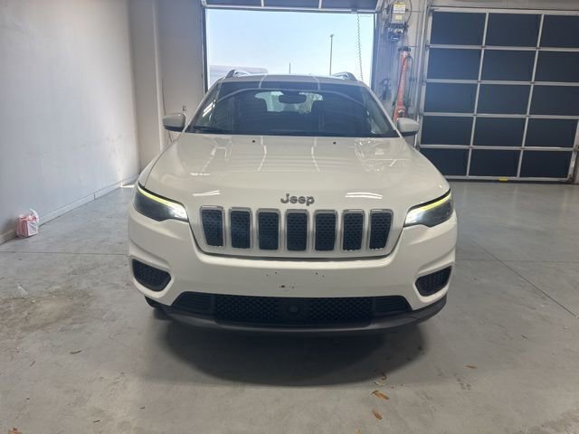 Used 2021 Jeep Cherokee Latitude image 2