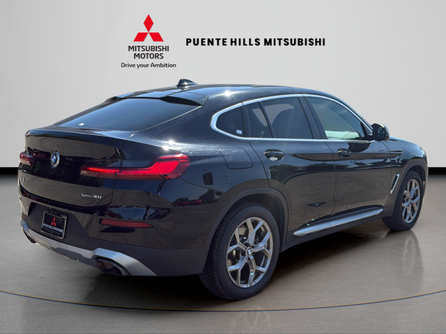 Used 2022 BMW X4 xDrive30i AWD/4WD image 5