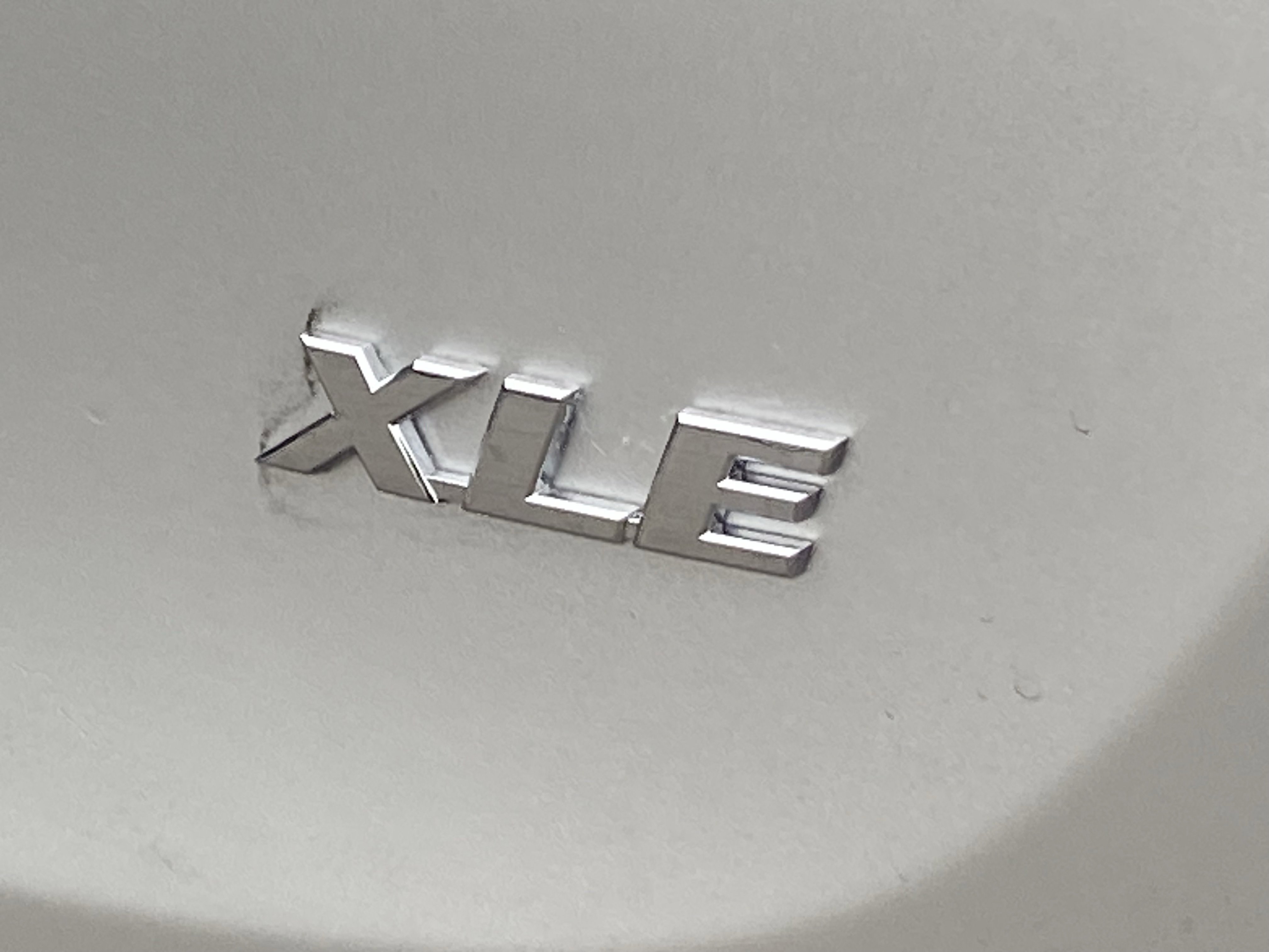Used 2013 Toyota RAV4 XLE FWD image 5