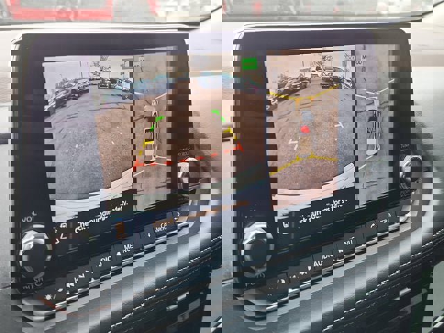 Used 2021 Nissan Rogue SV image 19