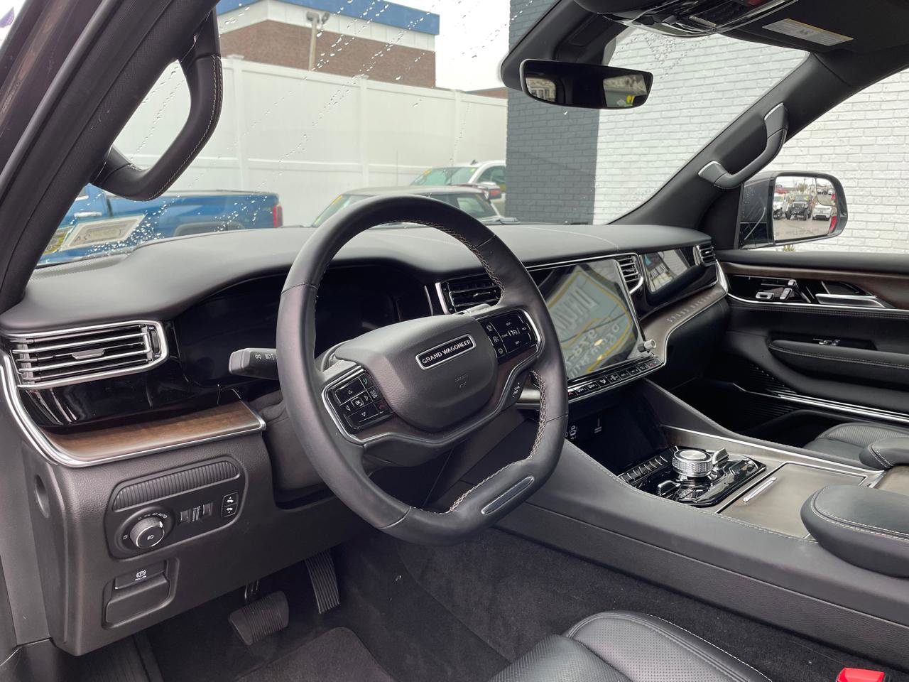 Used 2022 Jeep Grand Wagoneer Series I AWD/4WD image 32