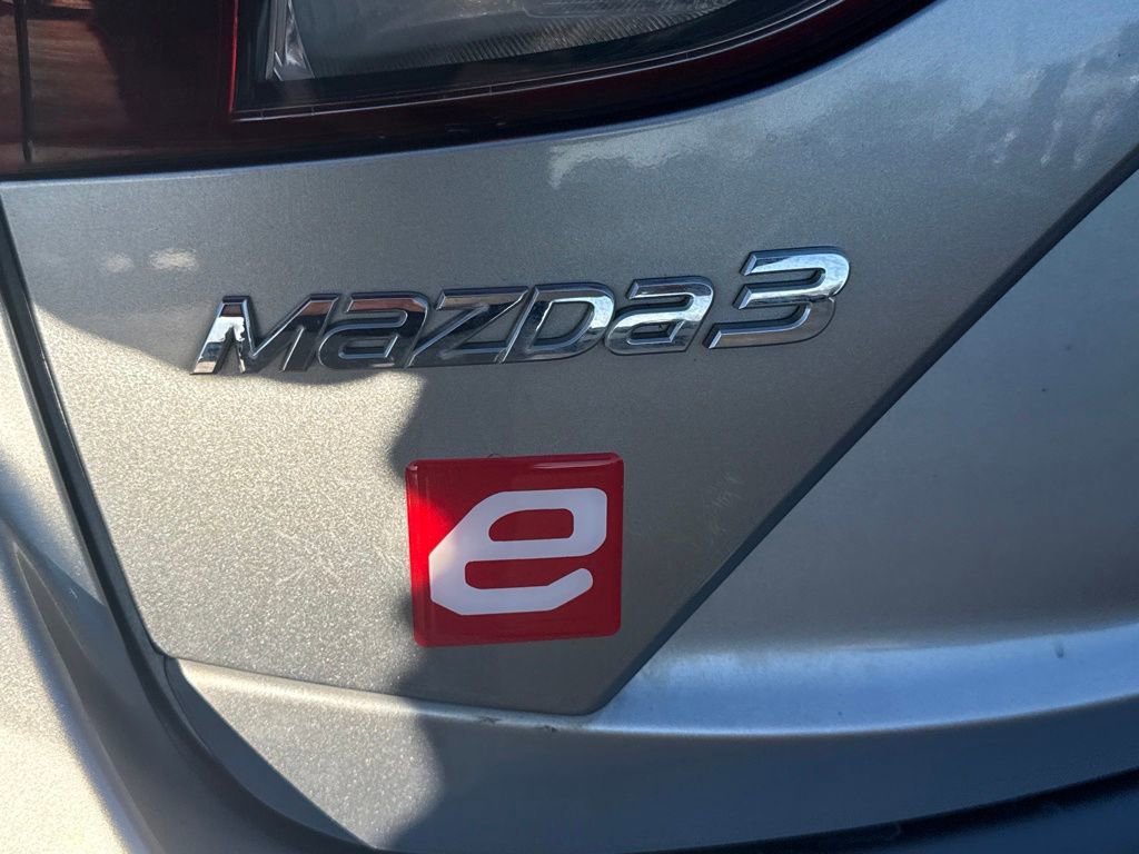 Used 2014 MAZDA MAZDA3 i Touring image 51