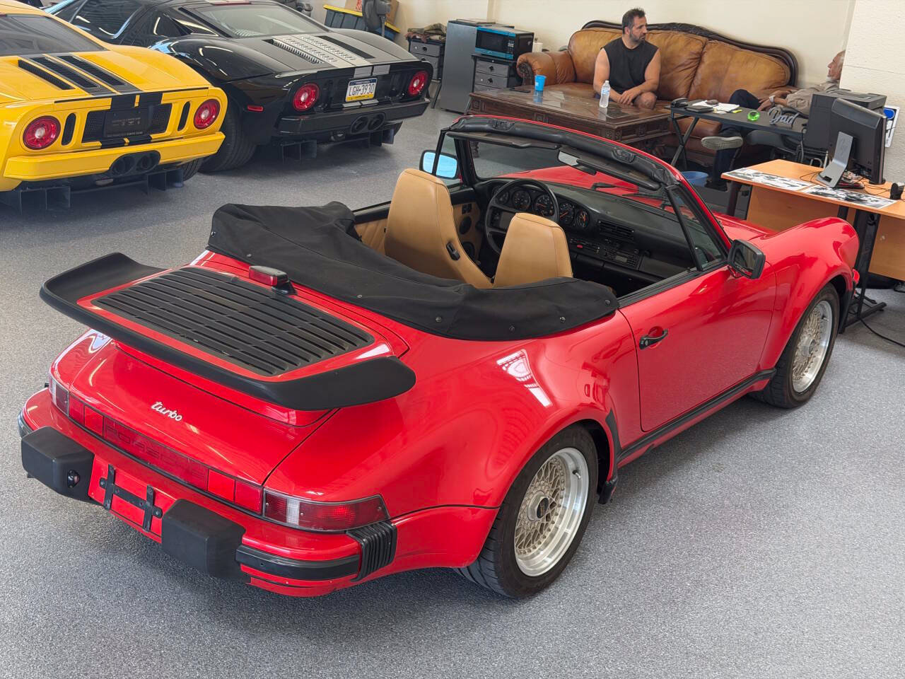 Used 1988 Porsche 911 Carrera RWD image 19
