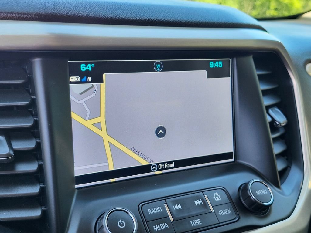 Used 2019 GMC Acadia Denali w/ Technology Package AWD/4WD image 23