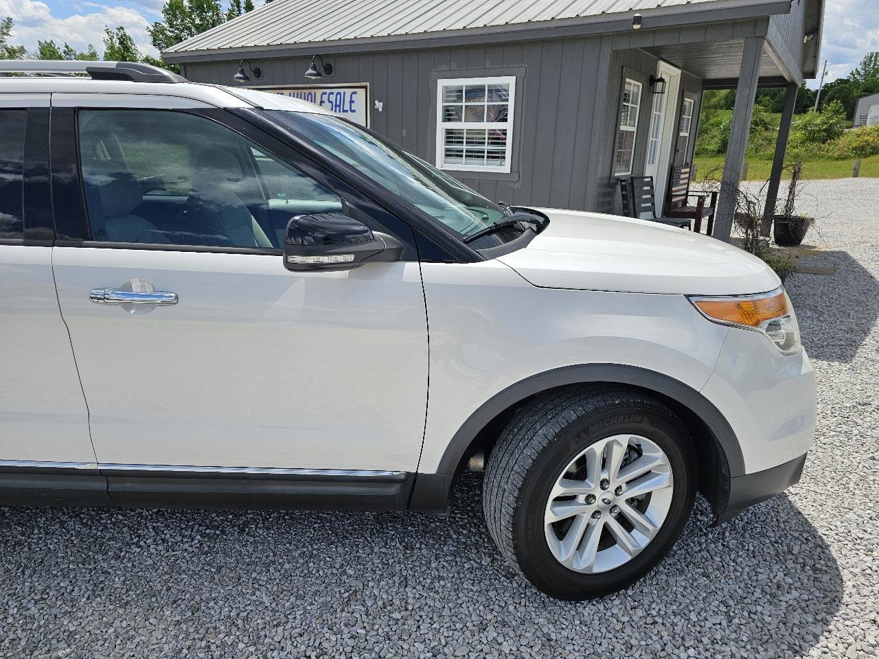 Used 2014 Ford Explorer XLT FWD image 12