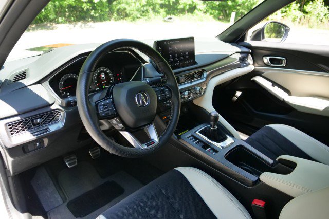 Used 2025 Acura Integra Type S FWD image 2