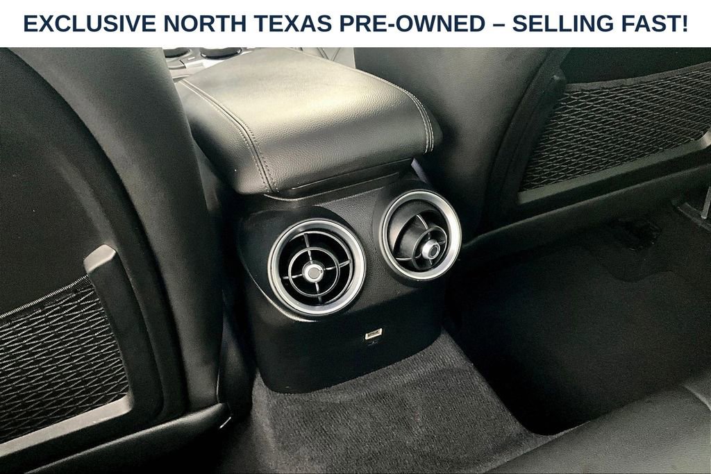 Used 2019 Alfa Romeo Giulia Ti Sport w/ Quick Order Package 22U Sport RWD image 30