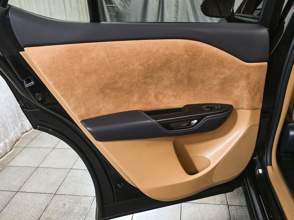 Used 2023 Lexus RZ 450e Premium image 12