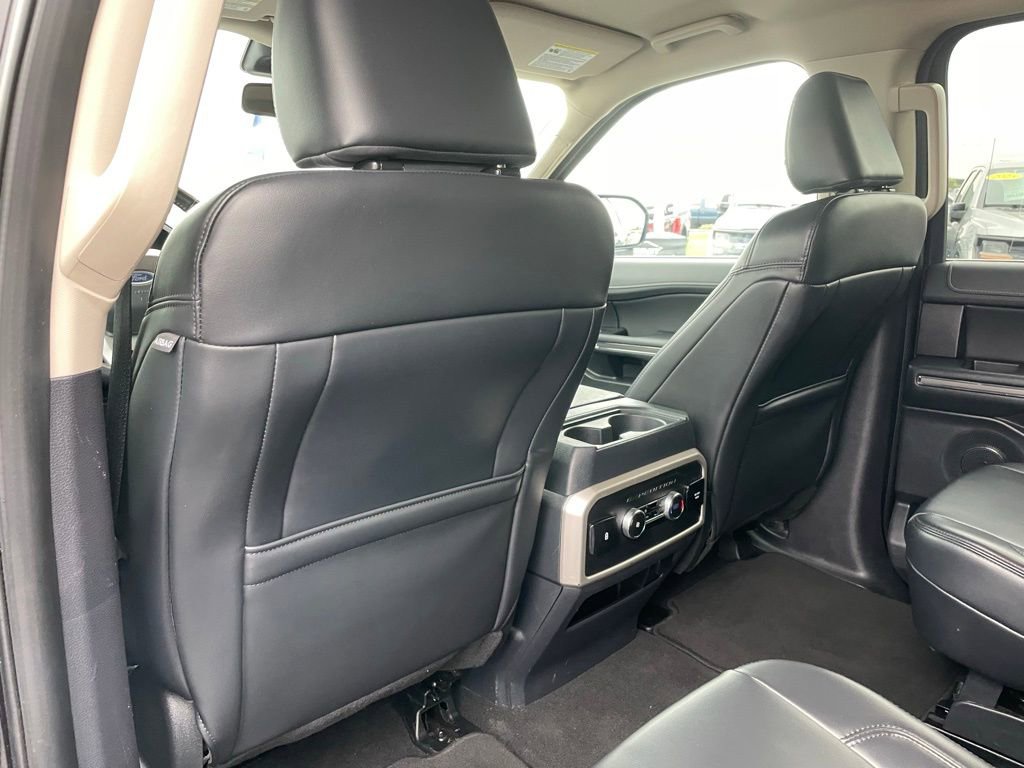 Used 2024 Ford Expedition XLT AWD/4WD image 58