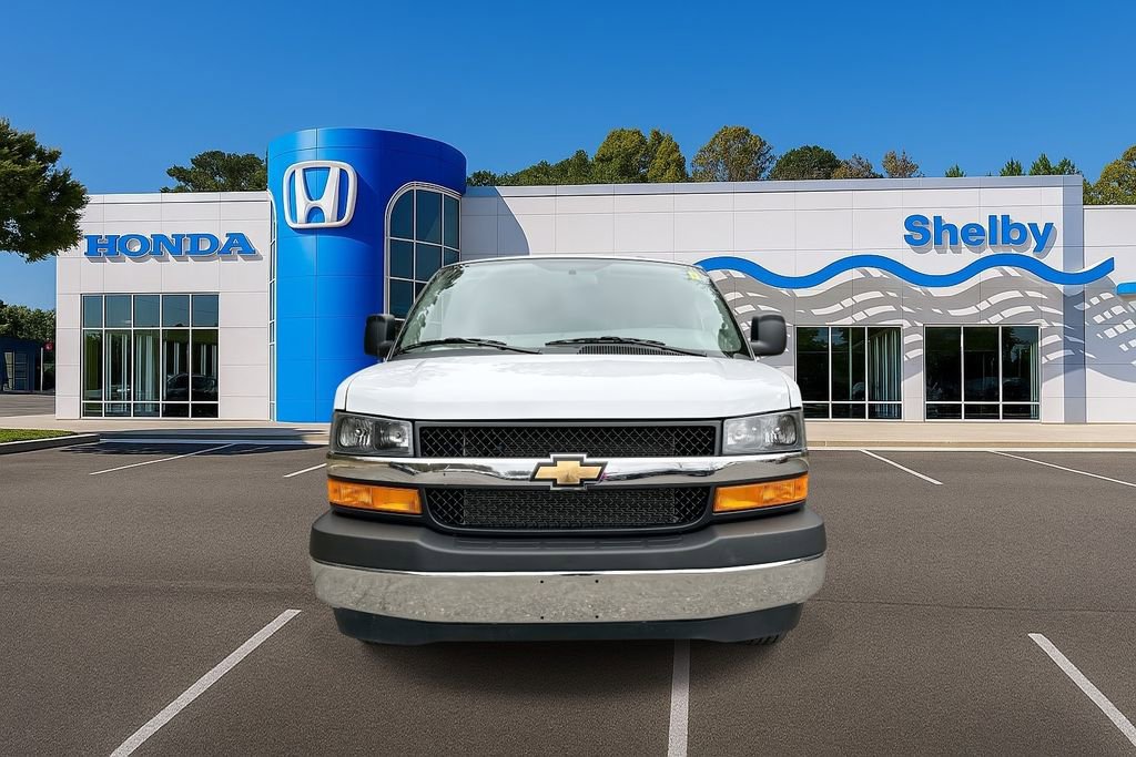 Used 2024 Chevrolet Express 2500 w/ Driver Convenience Package image 3
